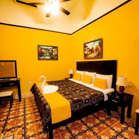 Hotel Del Peregrino Boutique Hotel Мерида Экстерьер фото