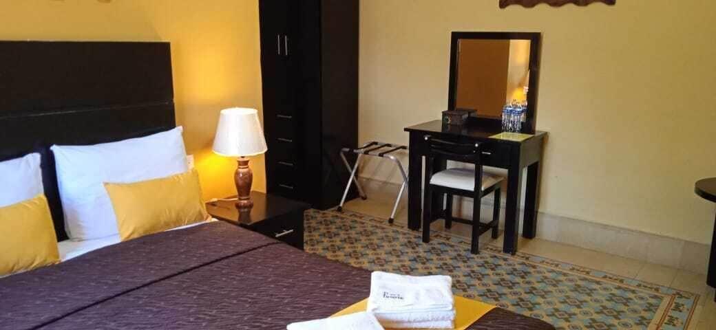 Hotel Del Peregrino Boutique Hotel Мерида Экстерьер фото