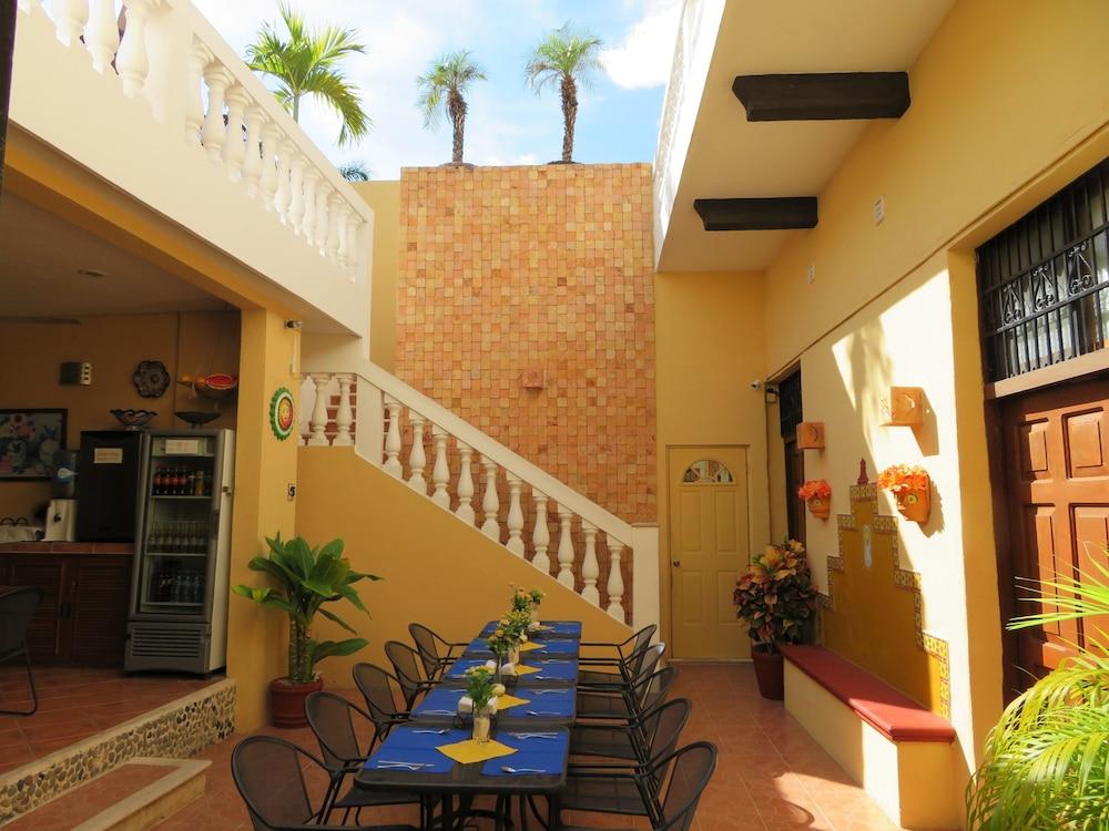 Hotel Del Peregrino Boutique Hotel Мерида Экстерьер фото